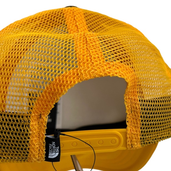 NWT North Face Lightning Bolt Littles Trucker Hat size S (2T/3T) - Picture 8 of 8